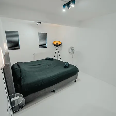 Cube 21 Apartman *