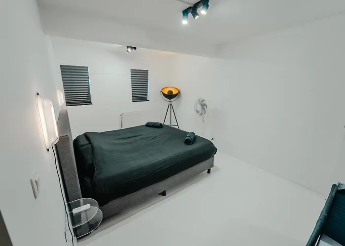 Cube 21 Apartman *