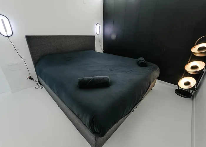 Cube 21 公寓 蒙斯